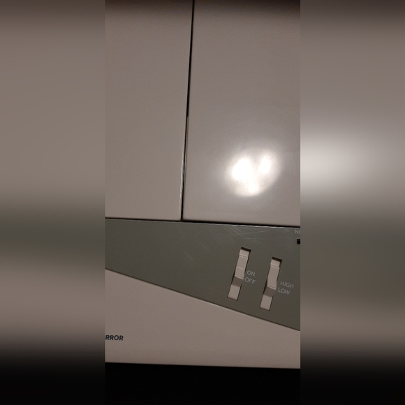 Slimline Electronic Make-up Mirror Adjustable Two-Way Mirror Receptical Plug - Picture 10 of 10